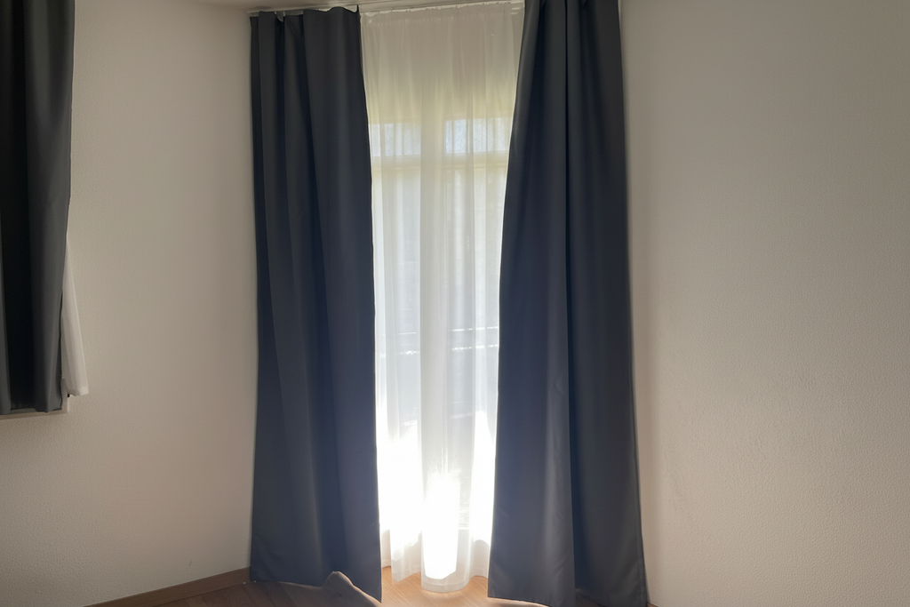 Blackout + Transparent Sonnenlicht – aufgeräumt 3:2